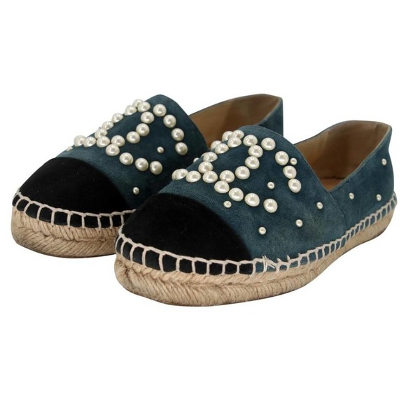 Chanel Espadrille 35 Suede and Pearl Cc Flats CC-S0207P-C019 - Picture 4 of 11